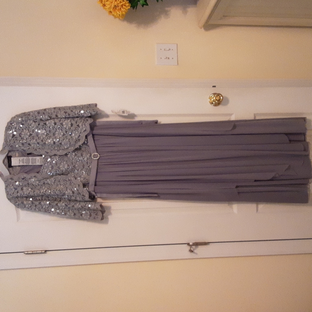 R&M Richards size 12 Mother of Bride dress